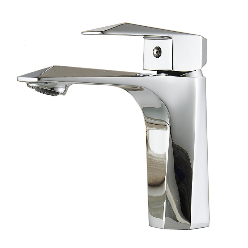 Diamond-Cut Basin faucet