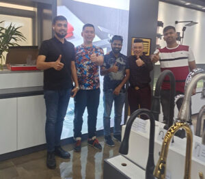 Clients Visit Wuhuang Factory